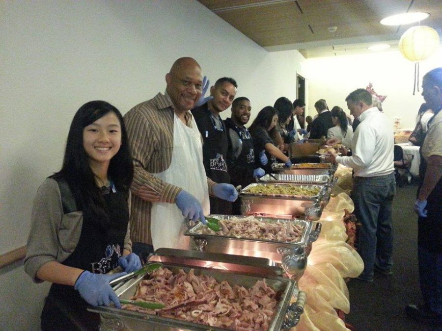 Annie Vo serves foods to patients at the Los Angeles Childrens Hospital