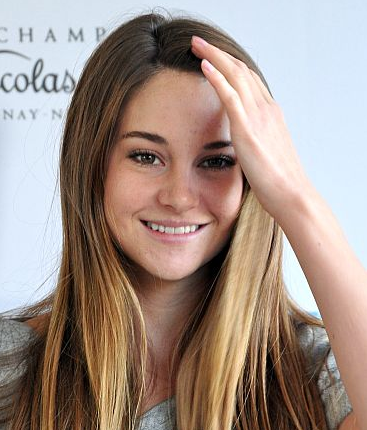 Shailene Woodley shares her opinions on feminists. 