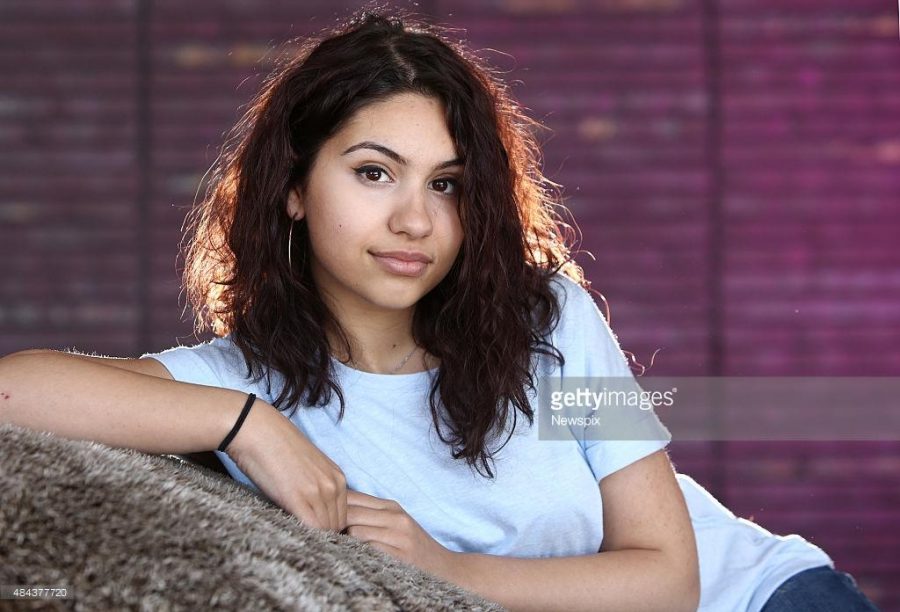 Picture+of+nineteen+year+old+Alessia+Cara.