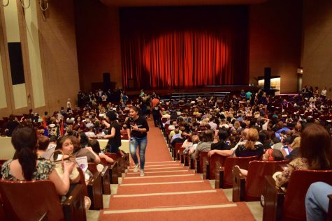 The audience gathered at Glendale High School for the commemoration day. 