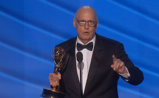 Tambor with his Emmy addressing Hollywood
