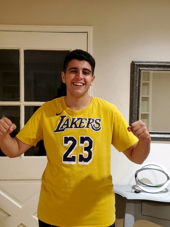 Lakers+fan+Dion+Davoudian+celebrates+Lakers+championship+victory.