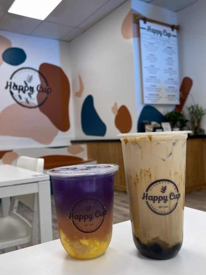 Two of Happy Cup’s most popular drinks, the Brown Sugar Heaven and the Midnight Star.