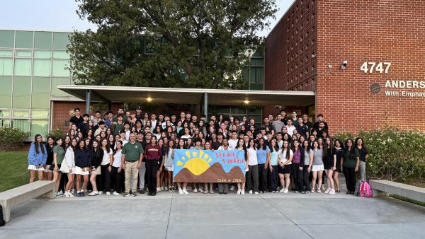 The senior class captured bright and early at Senior Sunrise.